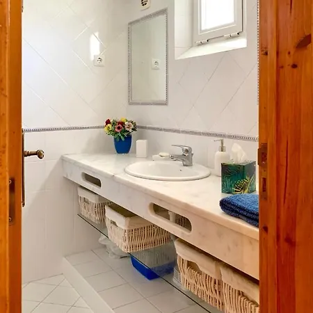 ヴィラ Lotus 2, アルブフェイラ