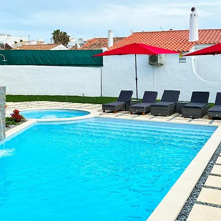 Lotus 2, Villa Albufeira