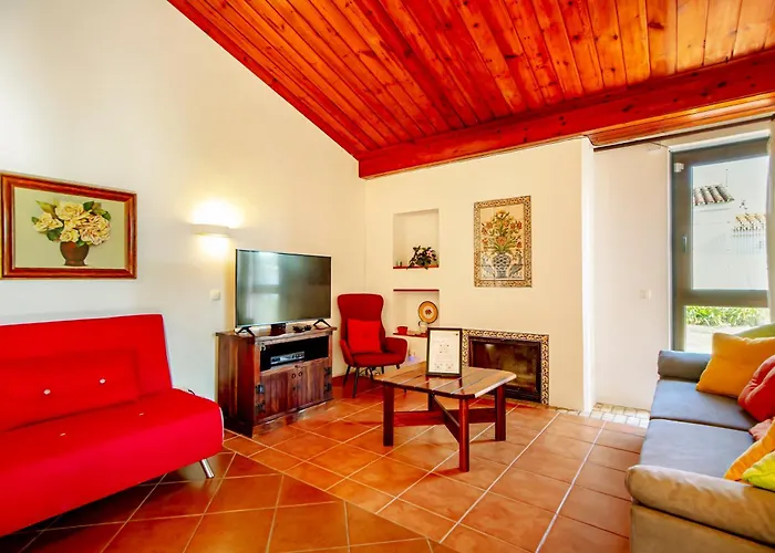 别墅 Lotus 2, 阿尔布费拉