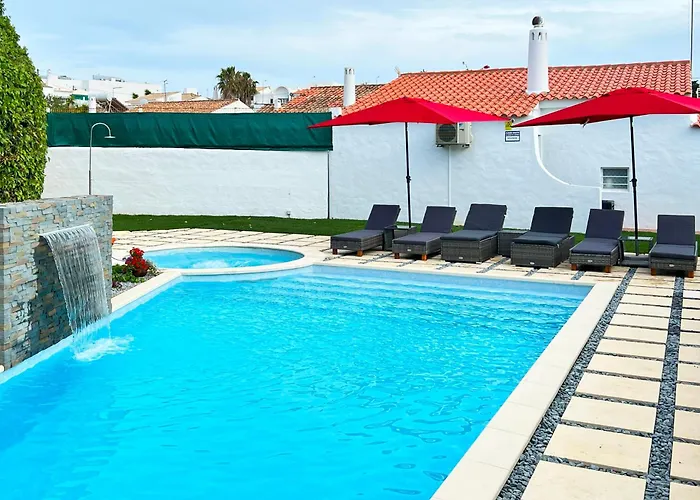 Lotus 2, 别墅 阿尔布费拉