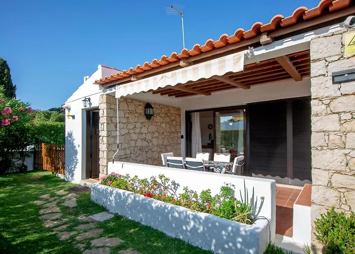 别墅 Lotus 2, 阿尔布费拉