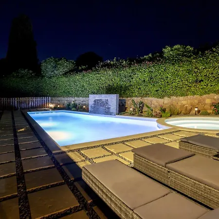 Вилла Lotus 2, *